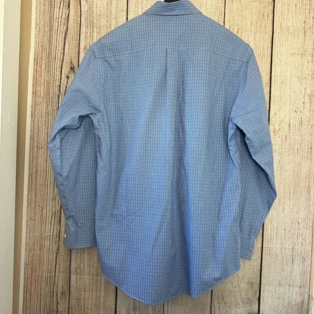 Brooks Brothers 346 Mens Button Down Shirt size Medium